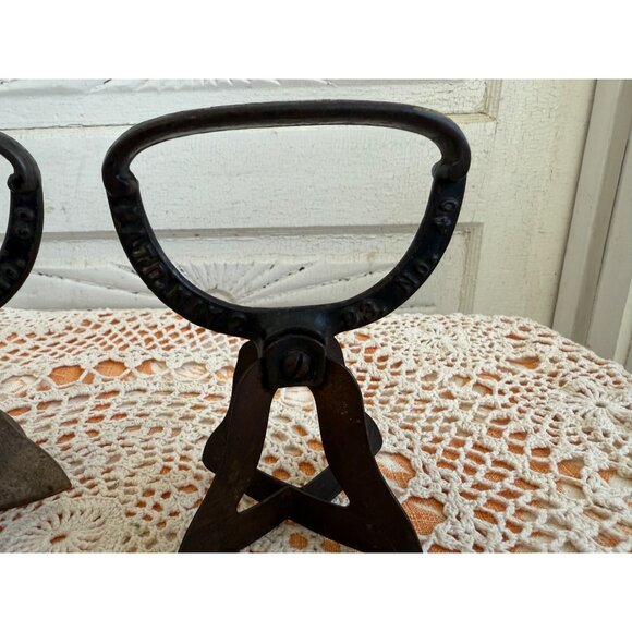 Antique 1800's lot of Two Bell Shaped Food Choppers Cast iron Primitive - Picture 8 of 11